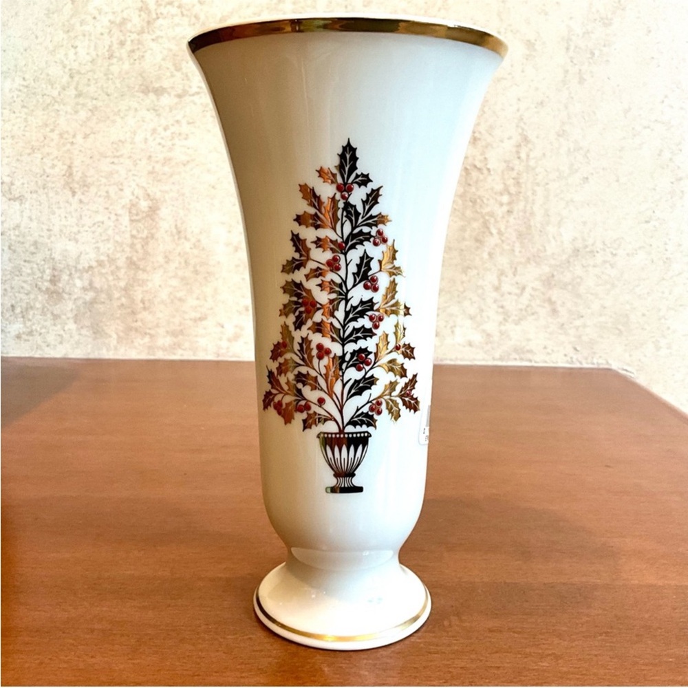 Lenox Eternal Christmas Vase